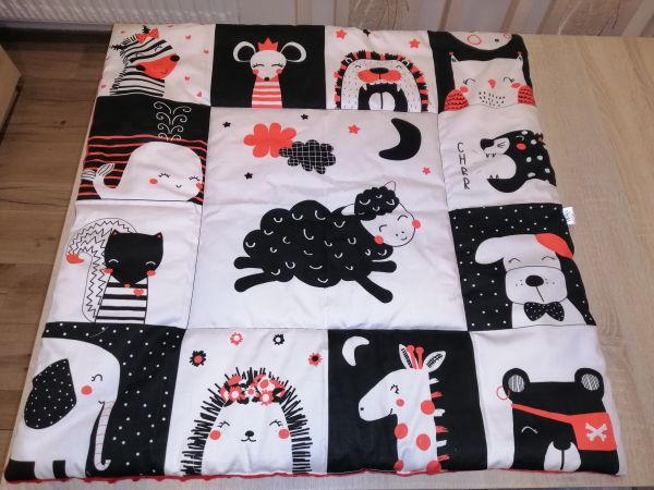 Kontrastní podložka/deka - Kontrastní podložka/deka 80x80cm ze 100% bavlněného plátna a z druhé strany minky vysoké gramáže.